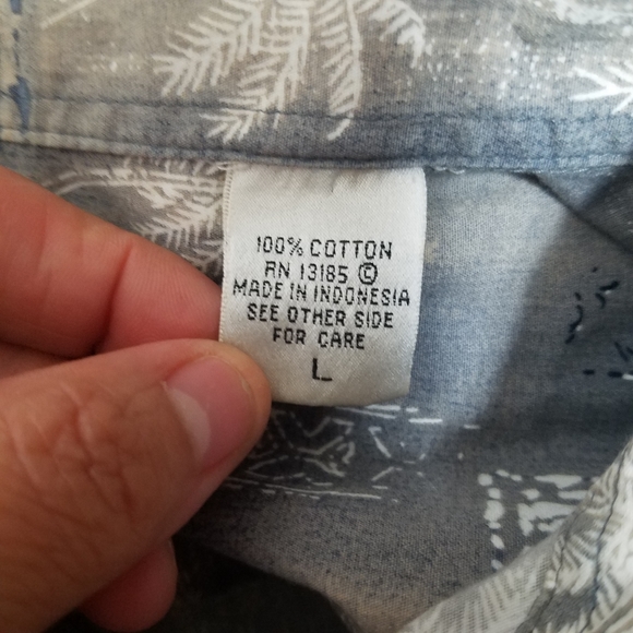 Moda Campia Moda Hawaiian Shirt Size Large.Pit to pit approx:  24.5 inches Ri - Picture 5 of 7